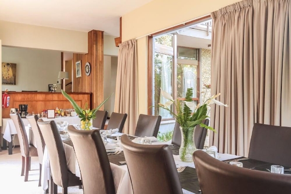 Hotel 18 Burlington B&B and Conference Venue (Newlands)